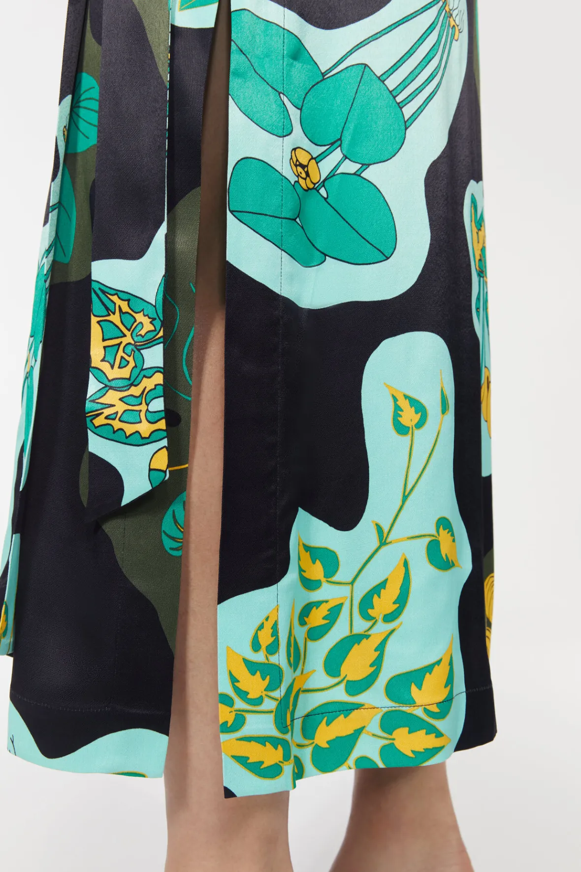 Rodebjer New Arrivals^Mabelin Cape Leaf